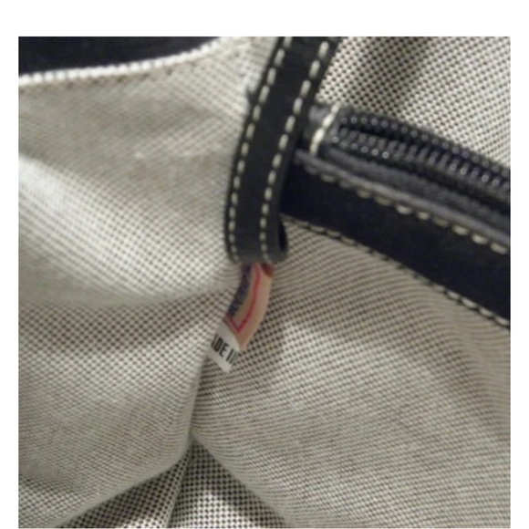 Dooney & Bourke Signature Black Canvas Large Satchel with shoulder strap - Picture 4 of 7